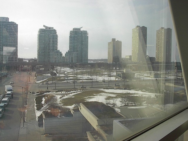 Toronto01.JPG